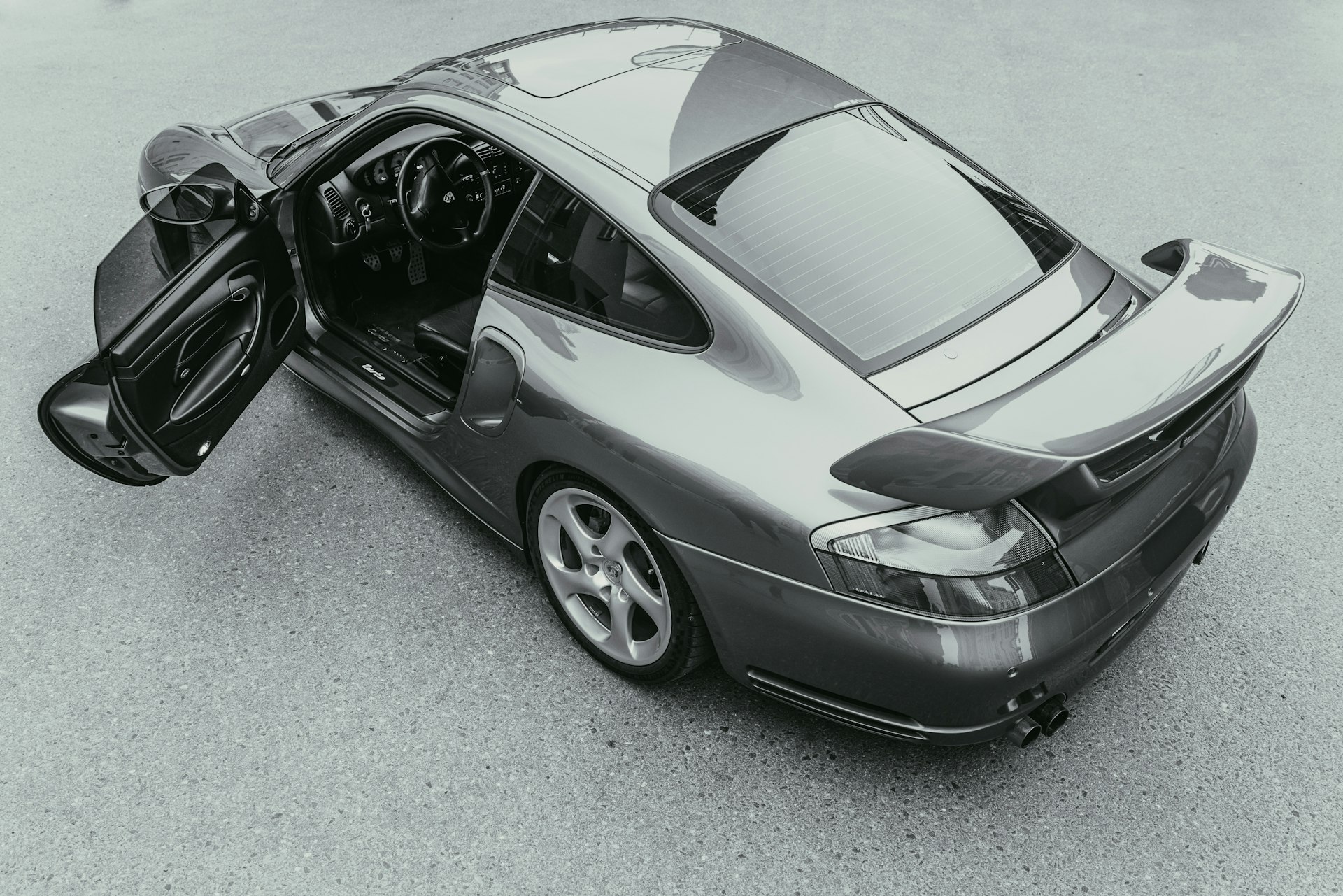 How AI Is Transforming Automotive Design: Innovation, Efficiency, and Customization