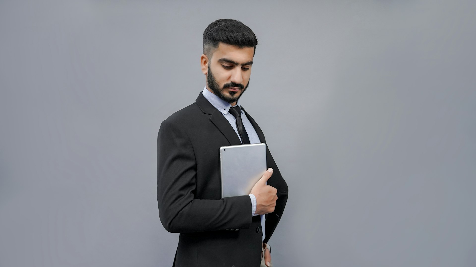 Is Accounting a Good Career Choice? Opportunities, Outlook, and How to Start
